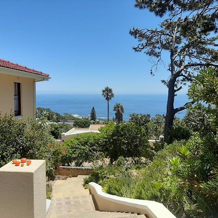 Room For 2 In Camps Bay Кейптаун Екстериор снимка